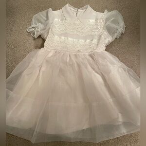 Girls Vintage 60’s organza girls dress